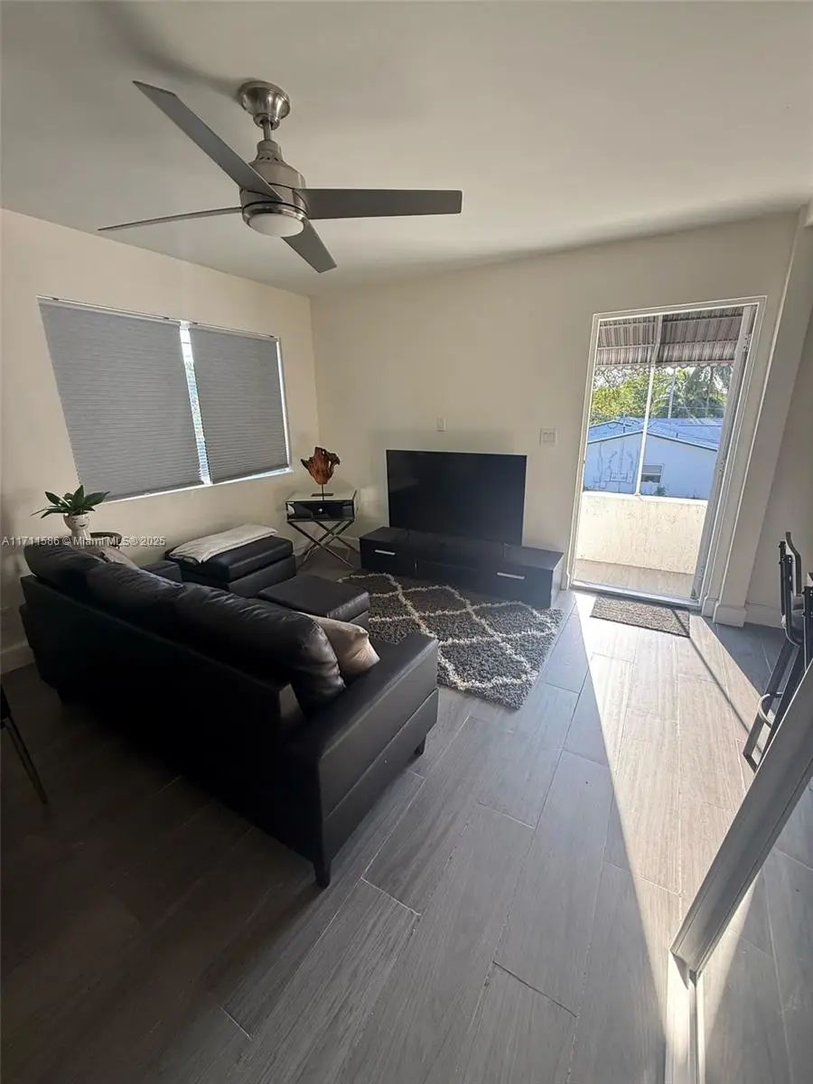 241 NW 34th Ter, Miami, FL 33127 - Image #2