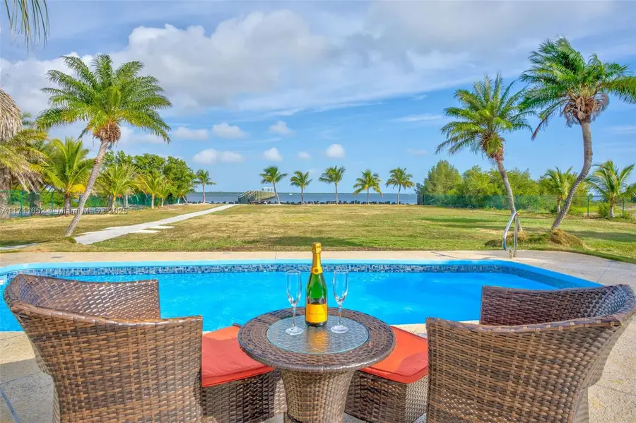 30468 Oleander Blvd, Big Pine Key, FL 33043 - Image #2