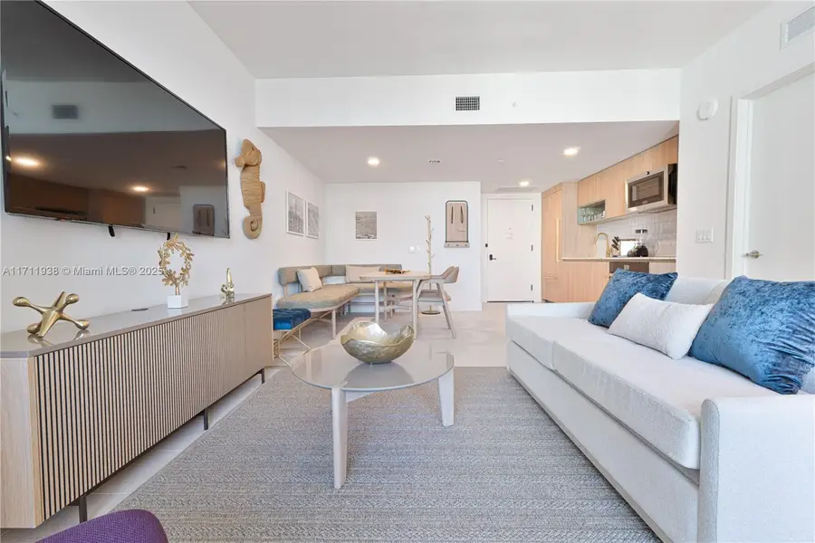 601 NE 1st Ave #2409, Miami, FL 33132 - Image #2