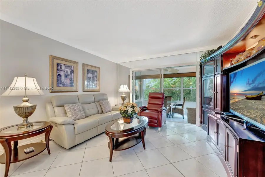 5003 NW 35th St #604, Lauderdale Lakes, FL 33319 - Image #3
