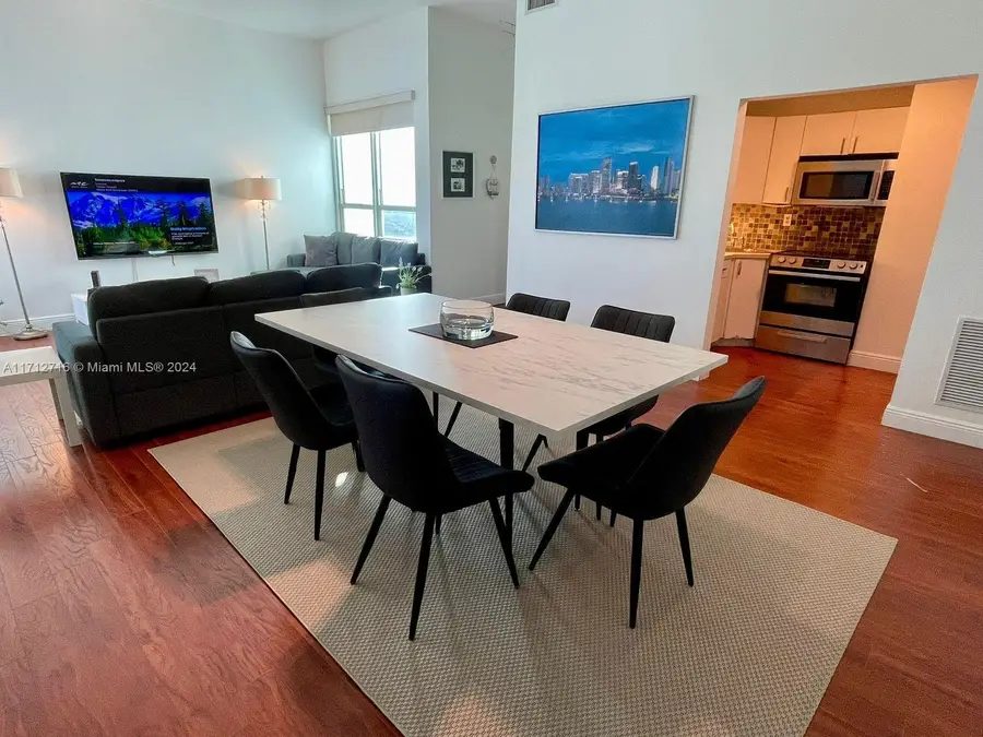 5445 Collins Ave #TS7, Miami Beach, FL 33140 - #3