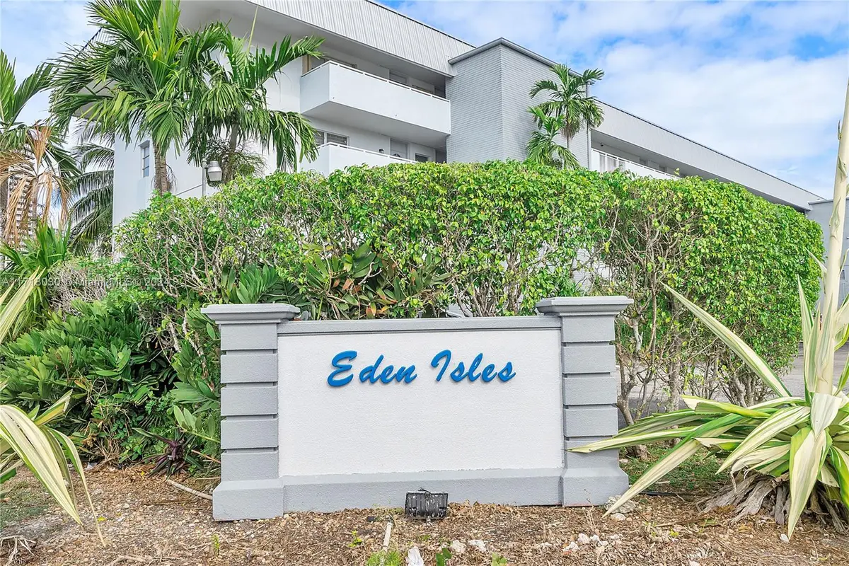 3600 NE 170th St #211, North Miami Beach, FL 33160 - Image #1