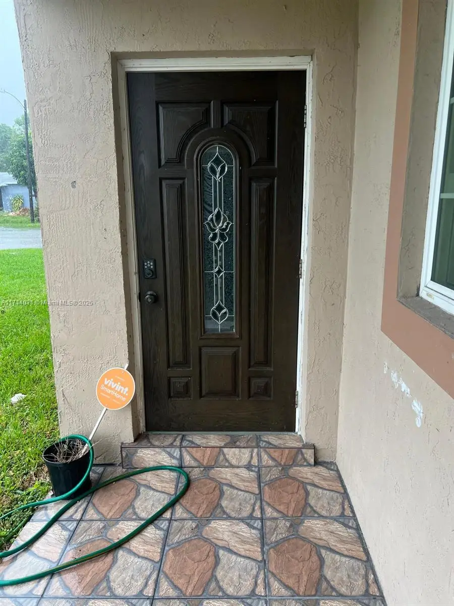 600 SW 28th Way, Fort Lauderdale, FL 33312 - Image #2