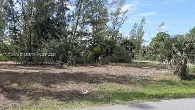 23214 Glen Avenue, Port Charlotte, FL 33980 - Image #2