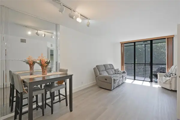 7531 NW 79th Ave #205, Tamarac, FL 33321