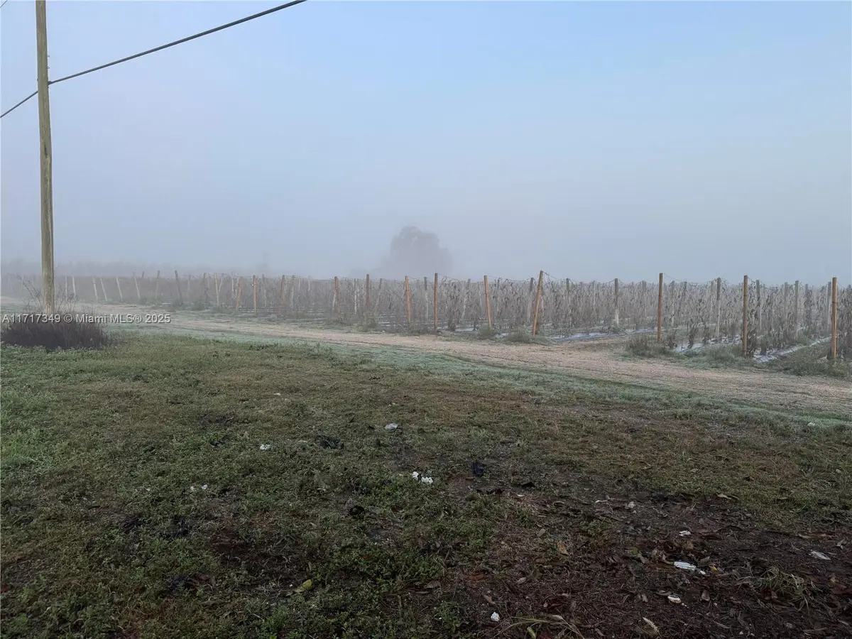 16181 SW 168 St, Kendale Lakes Tamiami, FL 33187 - Image #1