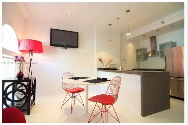 130 3 Rd #101, Miami Beach, FL 33139