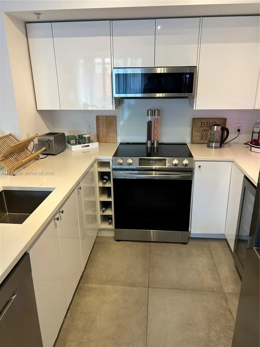 90 Alton Rd #303, Miami Beach, FL 33139 - #1