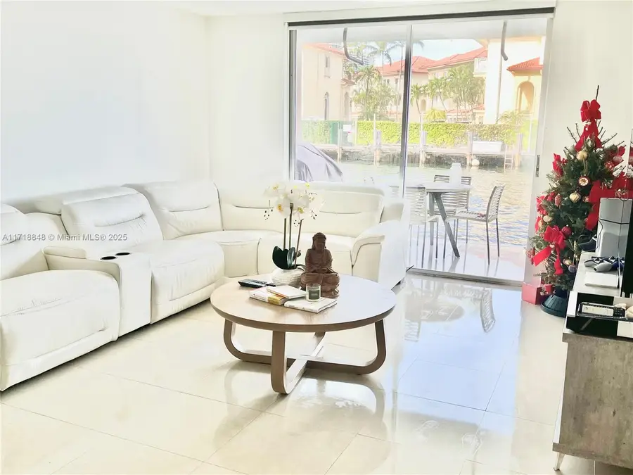 4000 NE 170 St #102, North Miami Beach, FL 33160 - Image #3