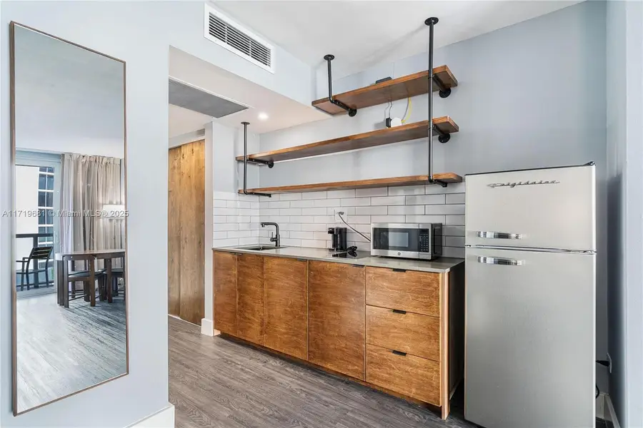 19201 Collins Ave #324, Sunny Isles Beach, FL 33160 - #3