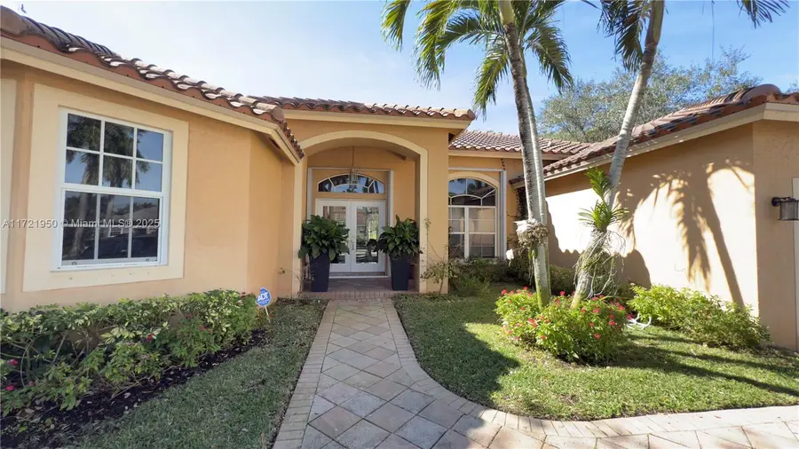 2531 Eagle Run Dr, Weston, FL 33327 - Image #3