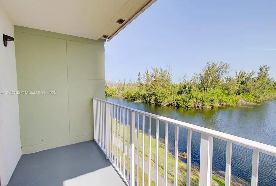8240 SW 210 Th #320, Cutler Bay, FL 33189 - Image #2