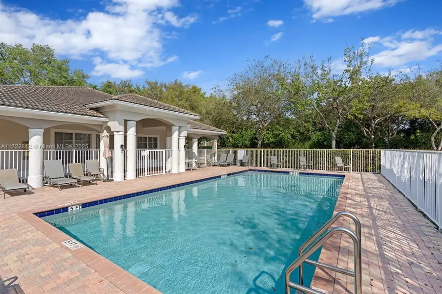 6421 Bella Cir #303, Boynton Beach, FL 33437 - Image #2