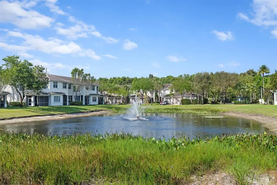 6421 Bella Cir #303, Boynton Beach, FL 33437 - Image #3