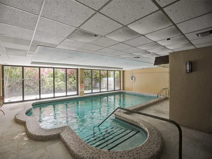 1800 Collins Ave #8B, Miami Beach, FL 33139 - Image #3