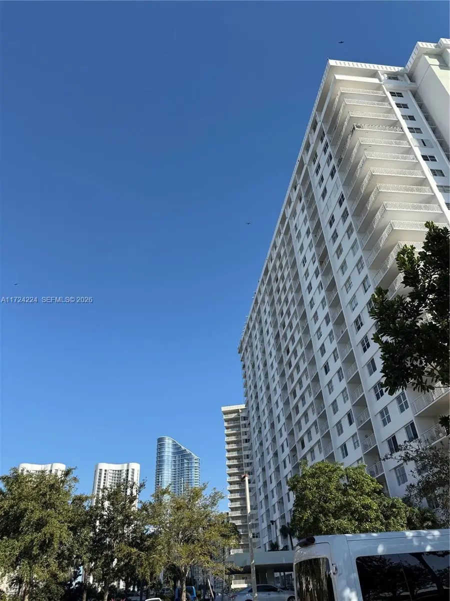 500 Bayview Dr #1031, Sunny Isles Beach, FL 33160 - #1