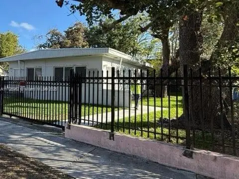 Address Withheld By Seller, Miami, FL 33138 - Image #1