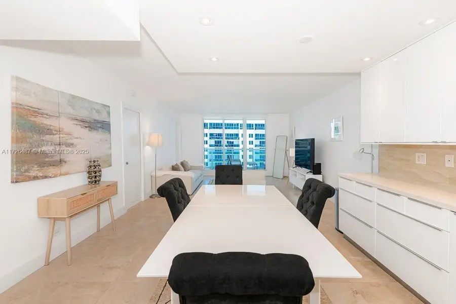 2301 Collins Ave #1515, Miami Beach, FL 33139 - Image #3