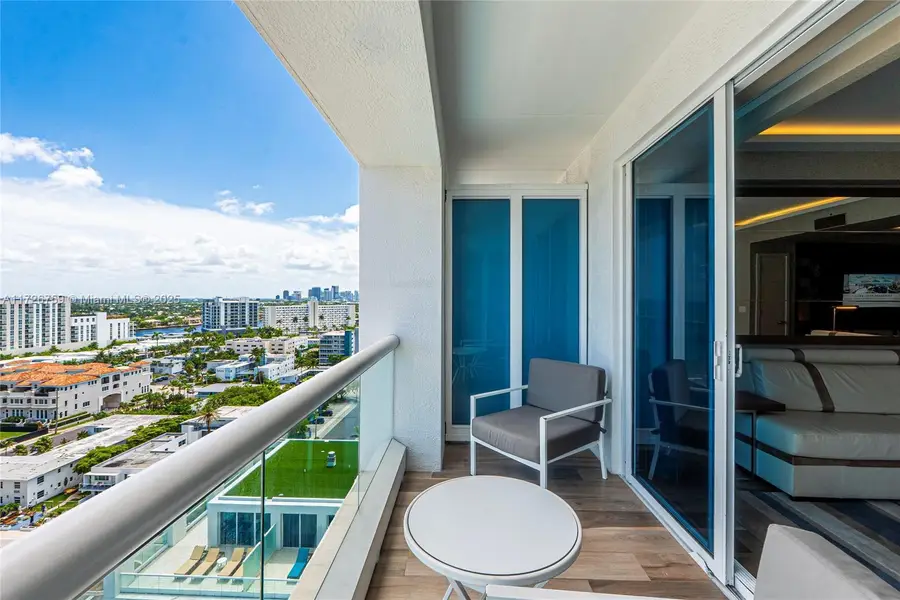 551 N Fort Lauderdale Beach Blvd #R2210, Fort Lauderdale, FL 33304 - Image #2