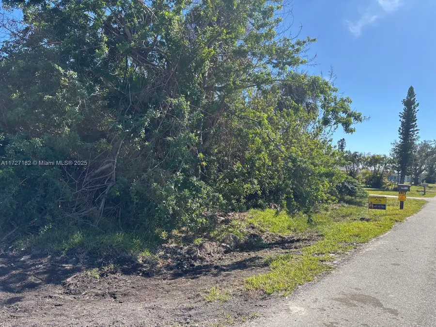 3310 Ash St, Punta Gorda, FL 33950 - Image #2