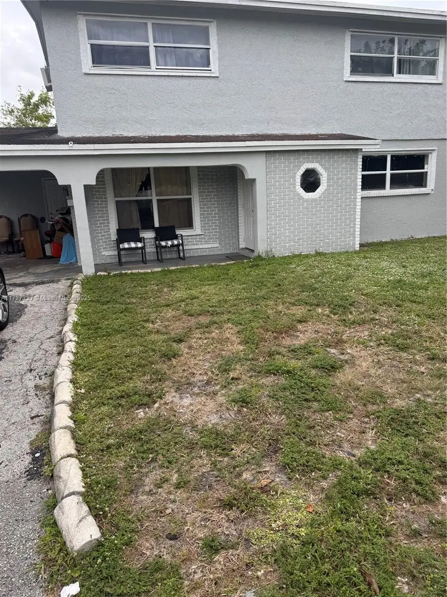 2410 NE 2nd Ter, Pompano Beach, FL 33064 - Image #1