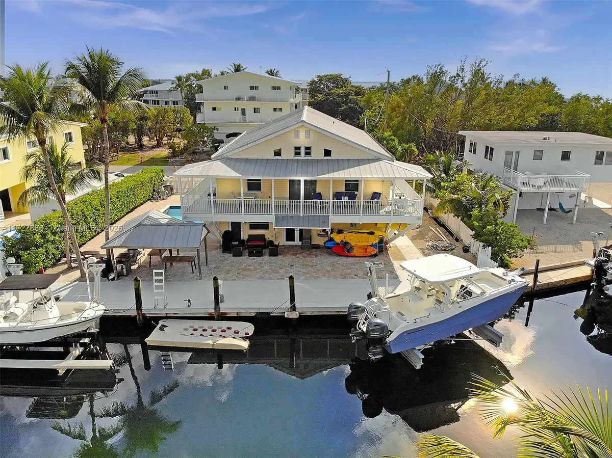 28 Center Ln, Key Largo, FL 33037 - Image #1