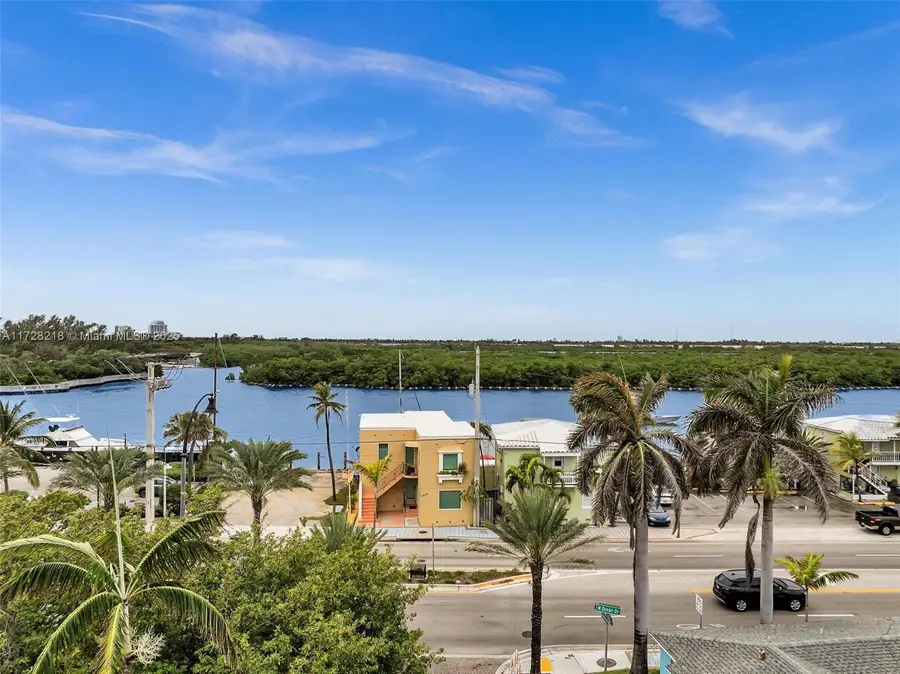 1418 N Ocean Dr, Hollywood, FL 33019 - #2