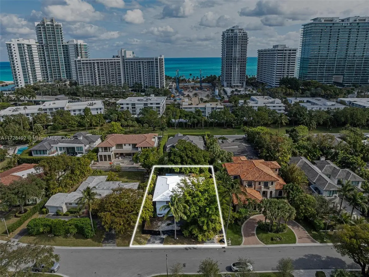 253 Bal Cross Dr, Bal Harbour, FL 33154 - Image #1