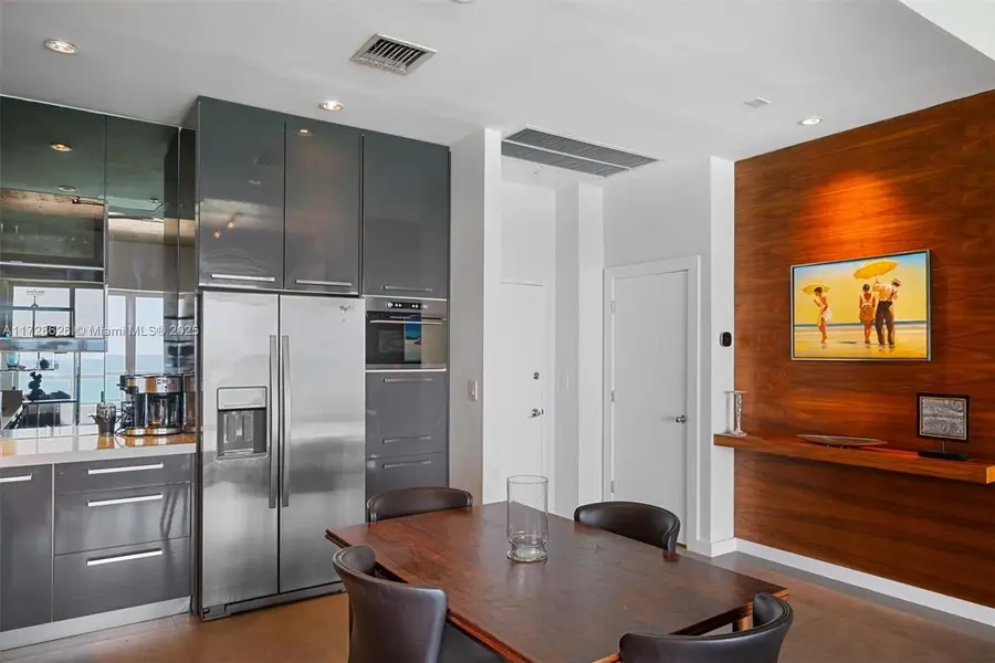 5601 Collins Ave #PH-5, Miami Beach, FL 33140 - #3