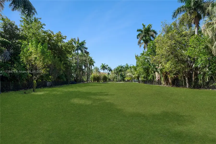 93 Palm Ave, Miami Beach, FL 33139 - Image #2