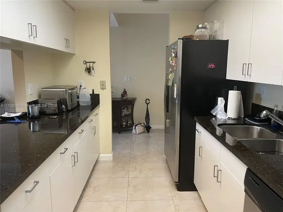 9805 NW 52nd St #411, Doral, FL 33178 - Image #3