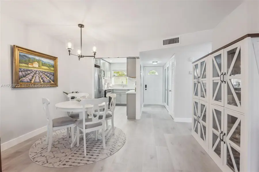 2600 W Sunrise Lakes Dr #209, Sunrise, FL 33322 - #2