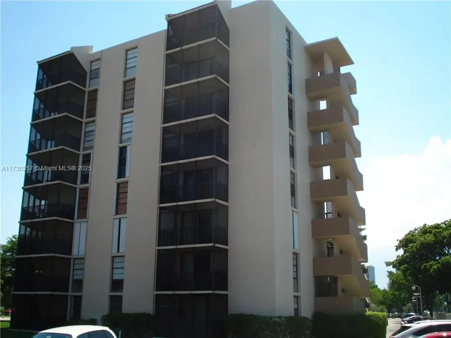 3101 N Country Club Drive #306, Aventura, FL 33180 - #3