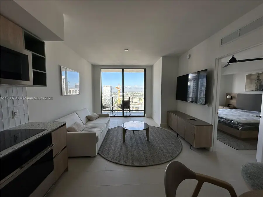 601 NE 1st Ave #3704, Miami, FL 33132 - Image #2