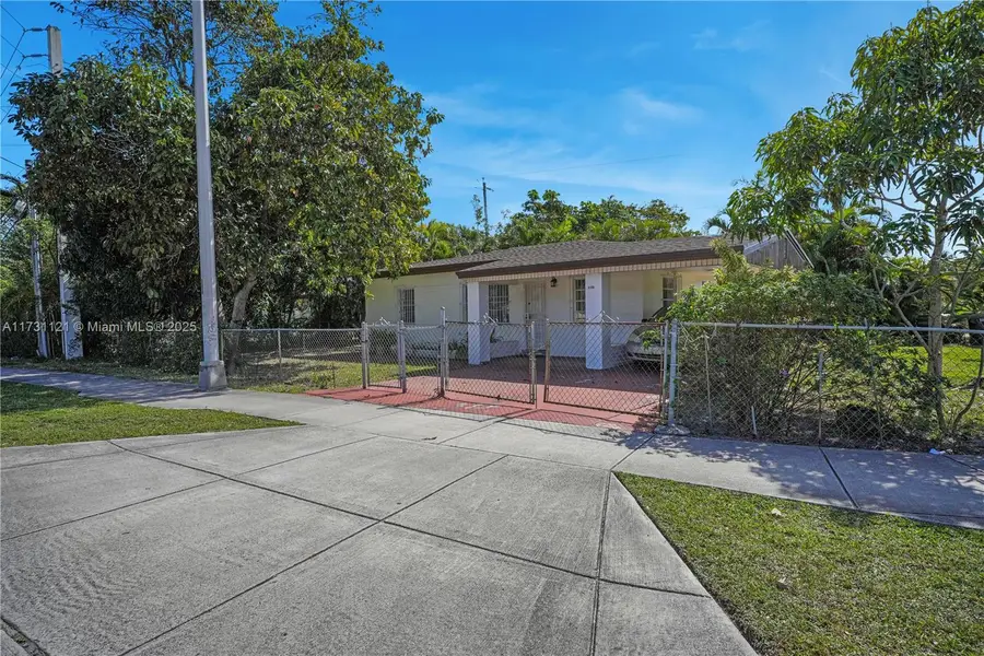 2100 NE 185th St, North Miami Beach, FL 33179 - Image #3