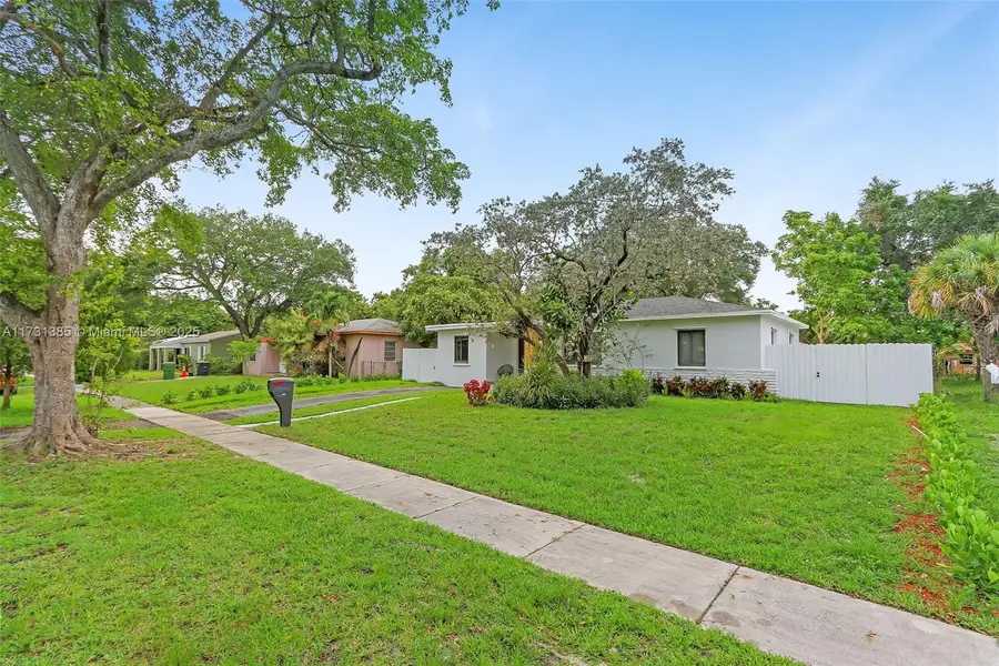 1335 NE 133rd St, North Miami, FL 33161 - Image #3