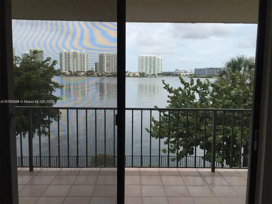 17878 N Bay Rd #201, Sunny Isles Beach, FL 33160 - #2