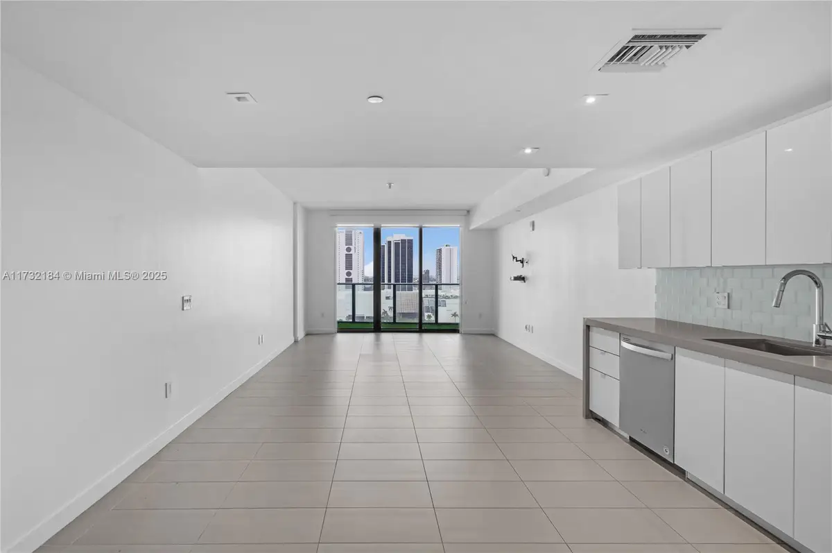 1600 NE 1st Ave #1402, Miami, FL 33132 - Image #1