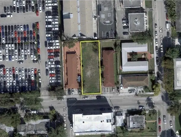 Address Withheld By Seller, Miami, FL 33130