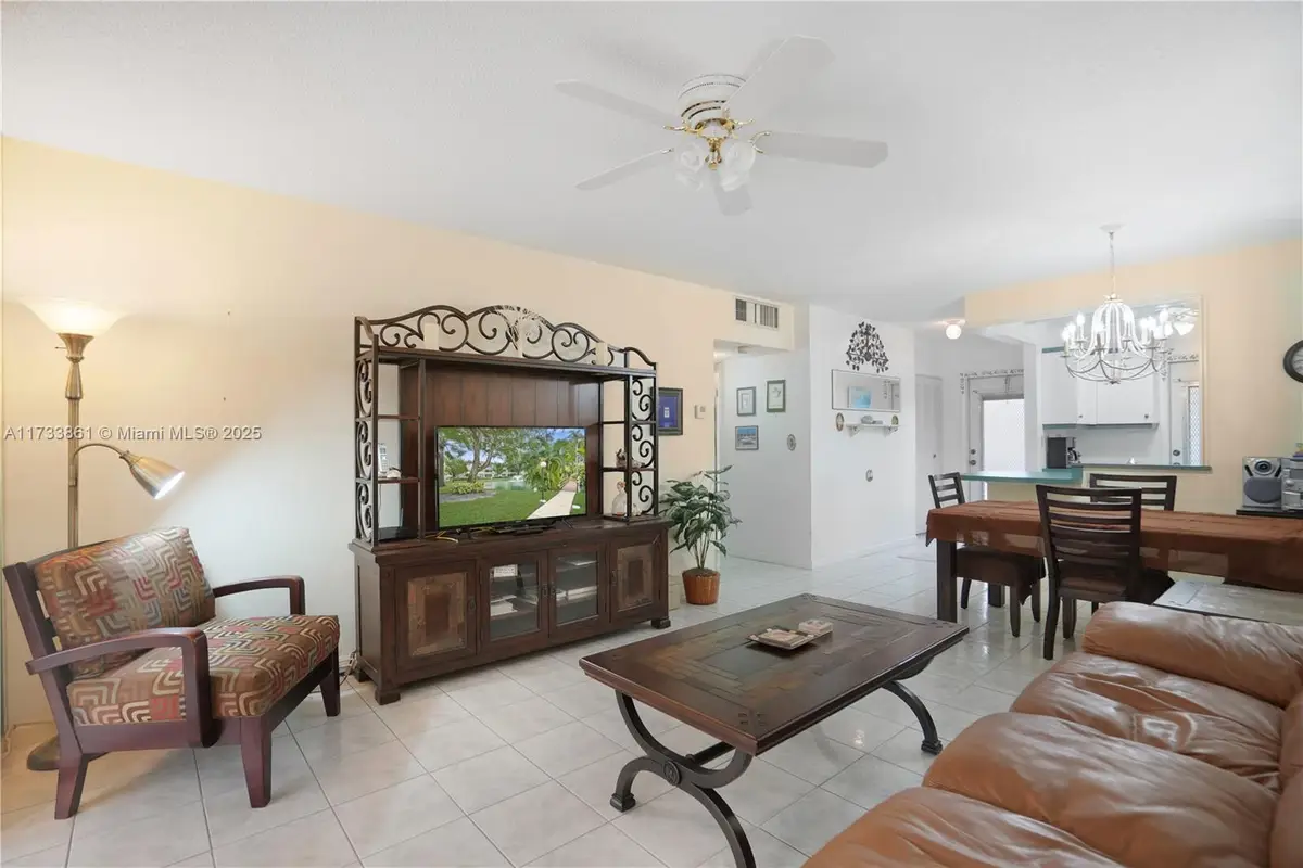 5171 W Oakland Park Blvd #311, Lauderdale Lakes, FL 33313 - Image #1