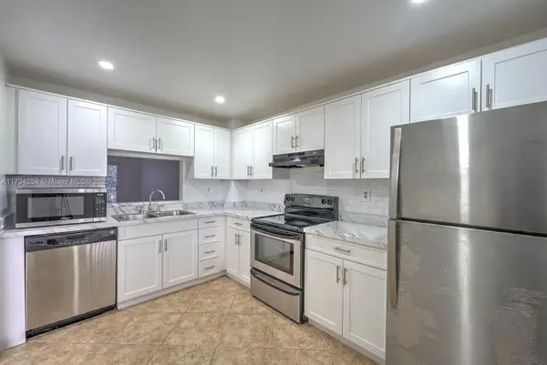 1200 NW 87th Ave #410, Coral Springs, FL 33071