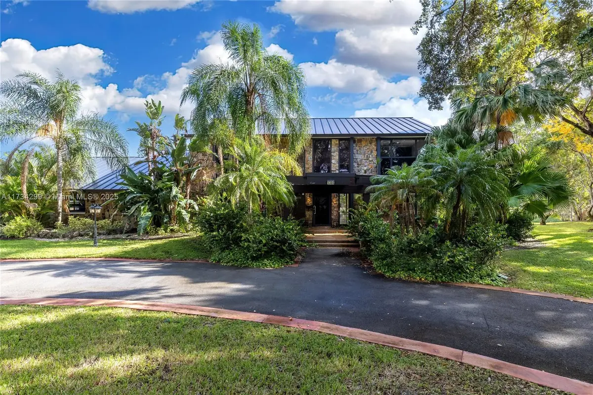 5306 White Oak Ln, Tamarac, FL 33319 - Image #1