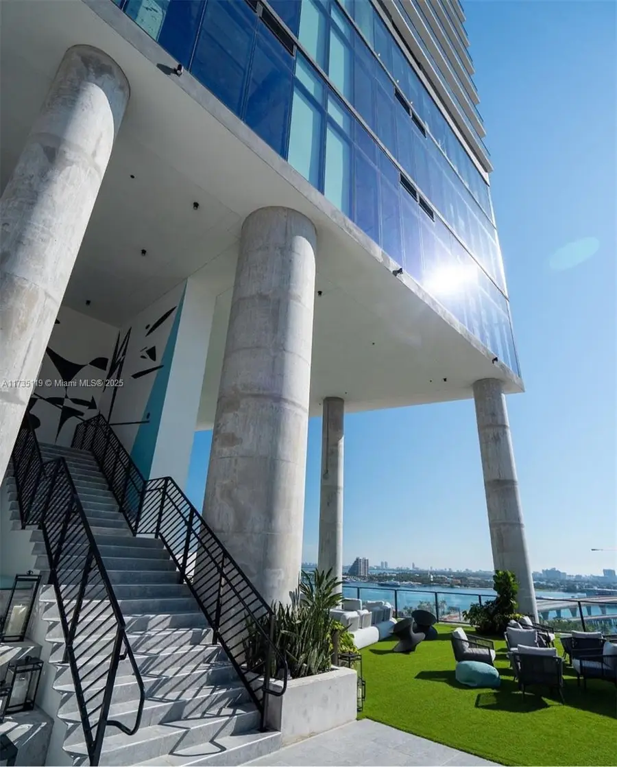 398 NE 5th St #1510, Miami, FL 33132 - #3