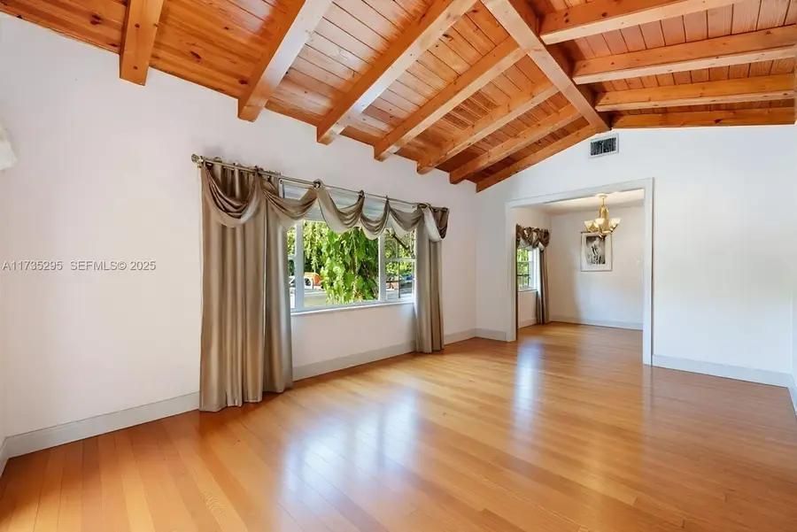 2039 SW 17th St, Miami, FL 33145 - Image #2