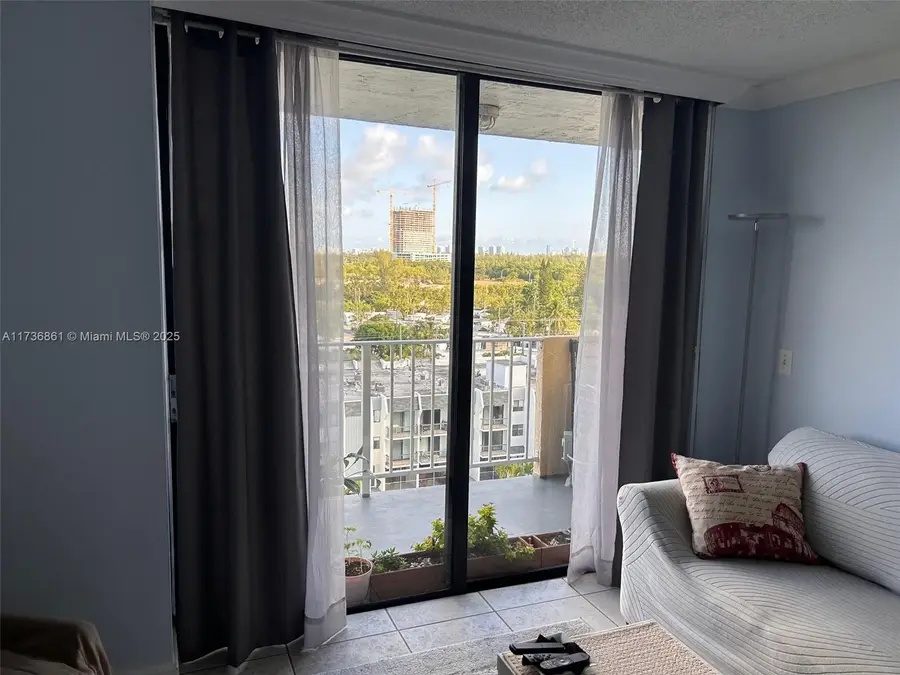 2350 NE 135th St #903, North Miami, FL 33181 - Image #3
