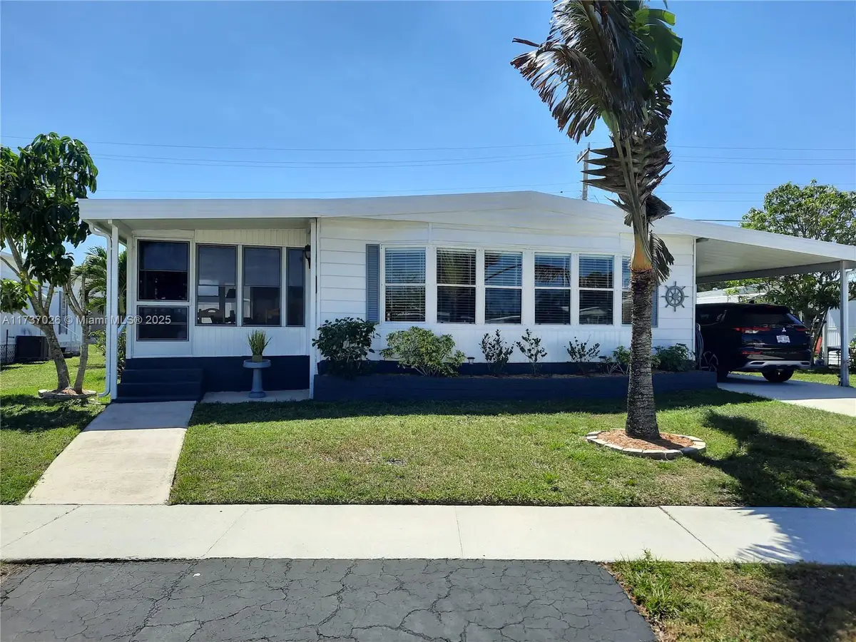 4218 Meadow View Dr, Boynton Beach, FL 33436 - Image #1