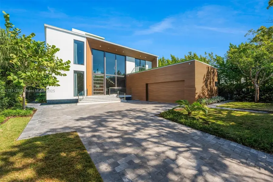 1785 Cleveland Rd, Miami Beach, FL 33141 - Image #2