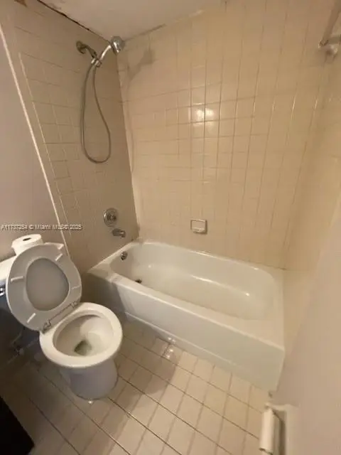 20810 NE 8th Ct #104-18, Miami, FL 33179 - Image #3