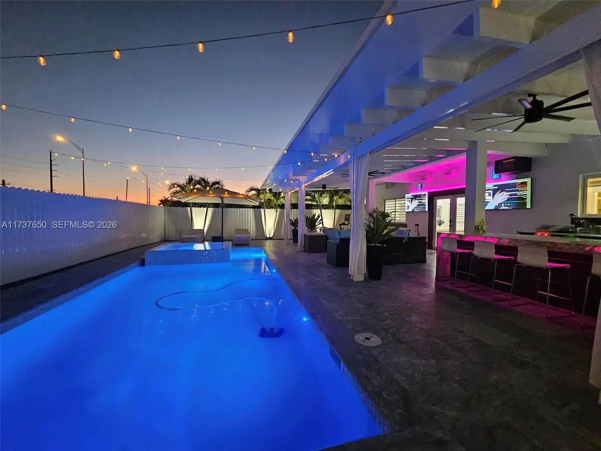 10290 SW 7th Ter, Sweetwater, FL 33174 - Image #1