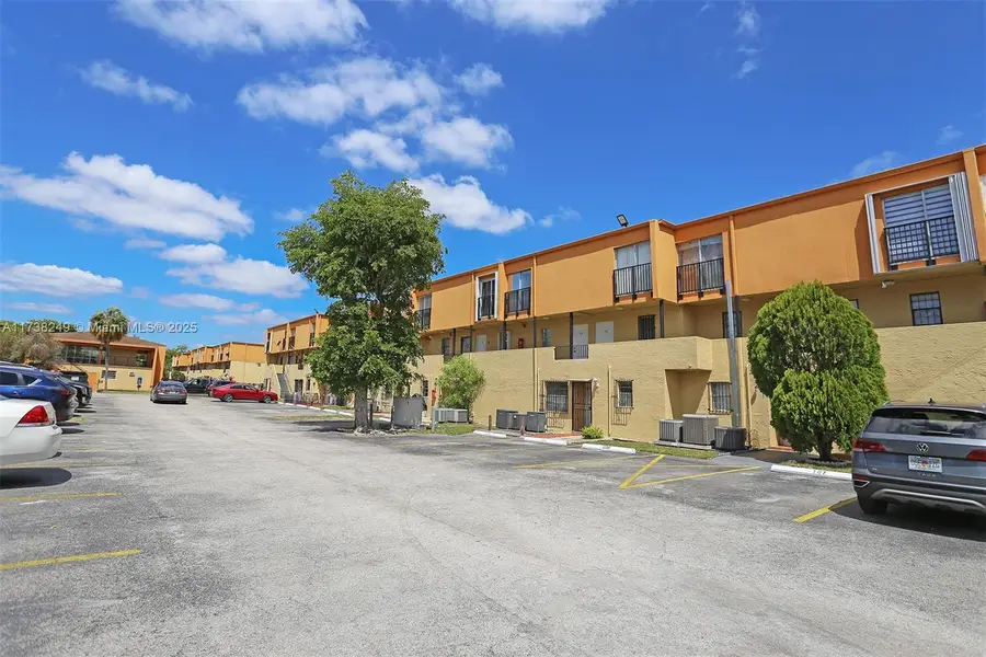 315 NW 109th Ave #205, Miami, FL 33172 - Image #2